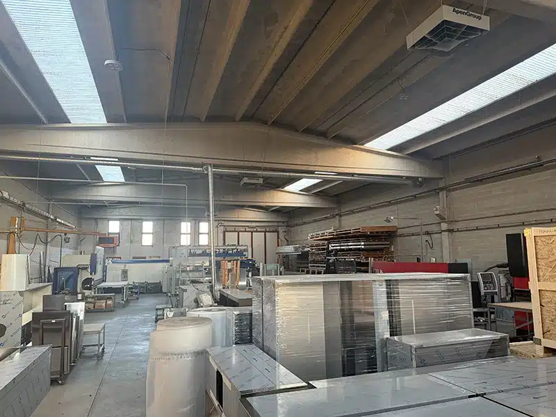 Airsteel, officina a Ceriano Laghetto