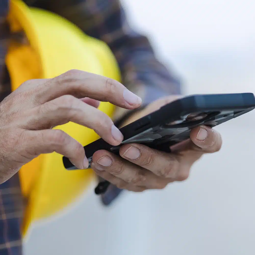 Telefono per assistenza su sistemi trattamento aria per cucine